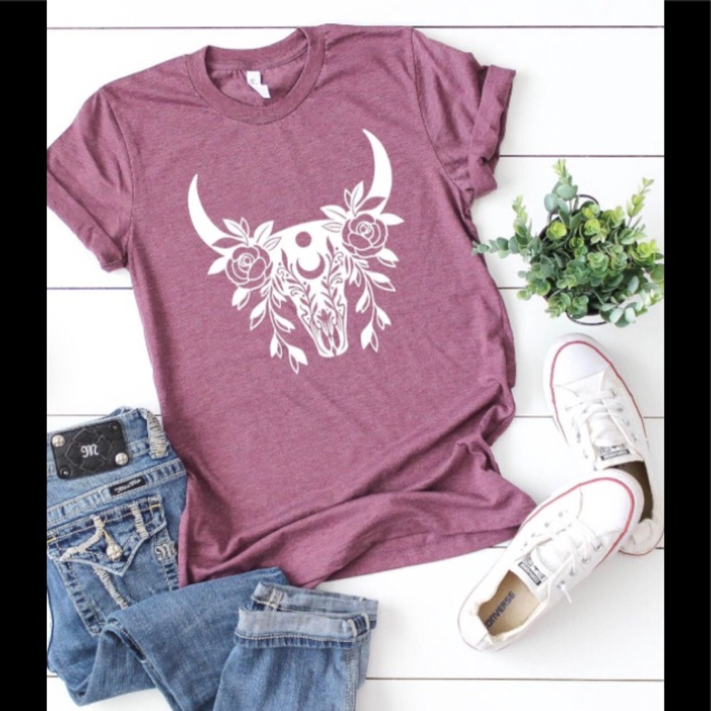 ⚡️✨Bohemian Tee 🐮 🔥 💥